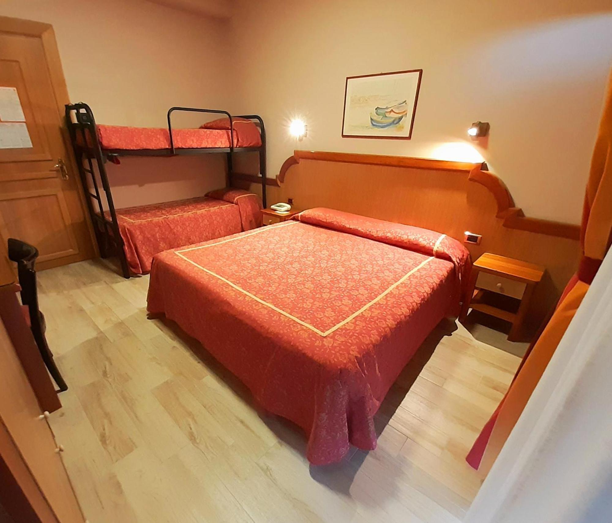 Hotel Promenade Montesilvano Marina Екстериор снимка