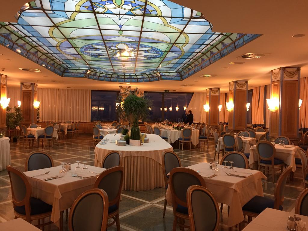 Hotel Promenade Montesilvano Marina Екстериор снимка