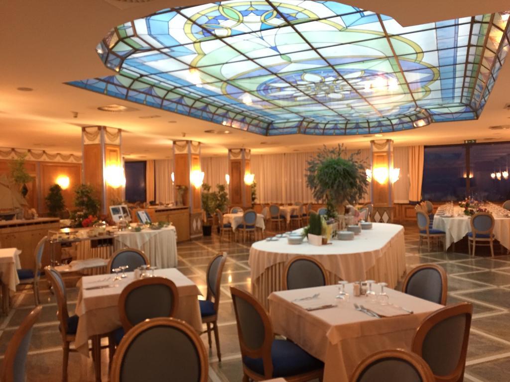 Hotel Promenade Montesilvano Marina Екстериор снимка